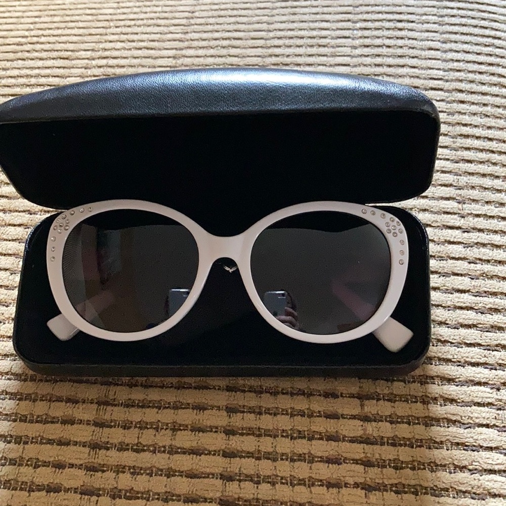 Magnolia and Vine Sunglasses
